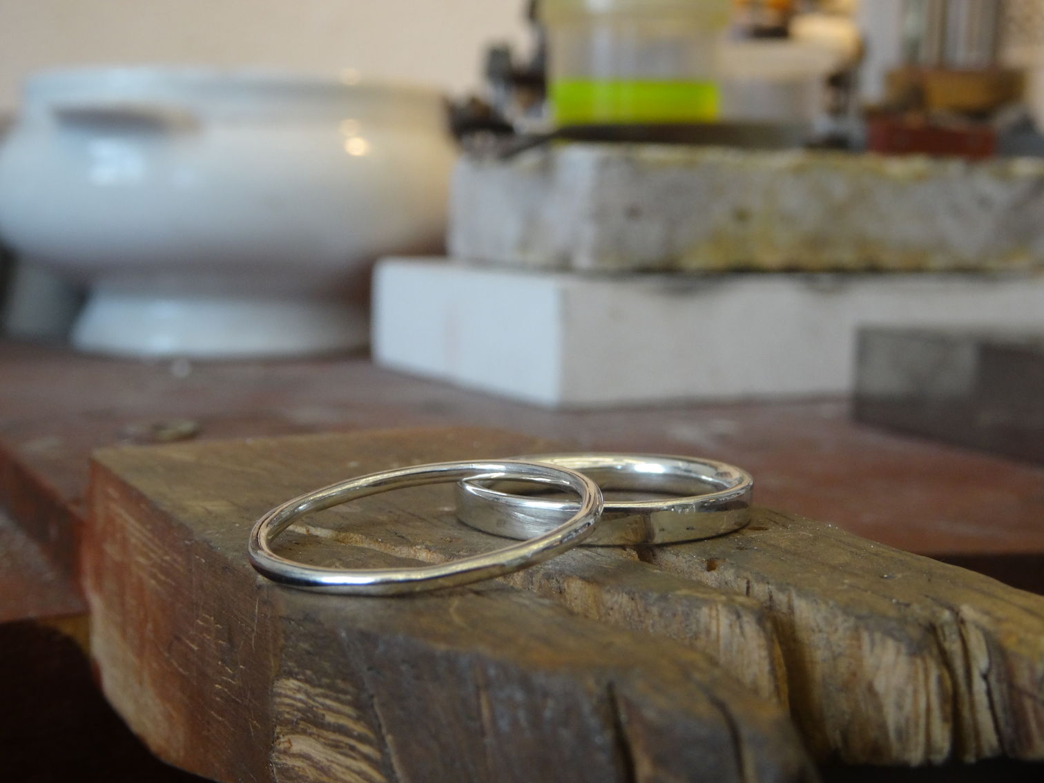 The finished wedding rings