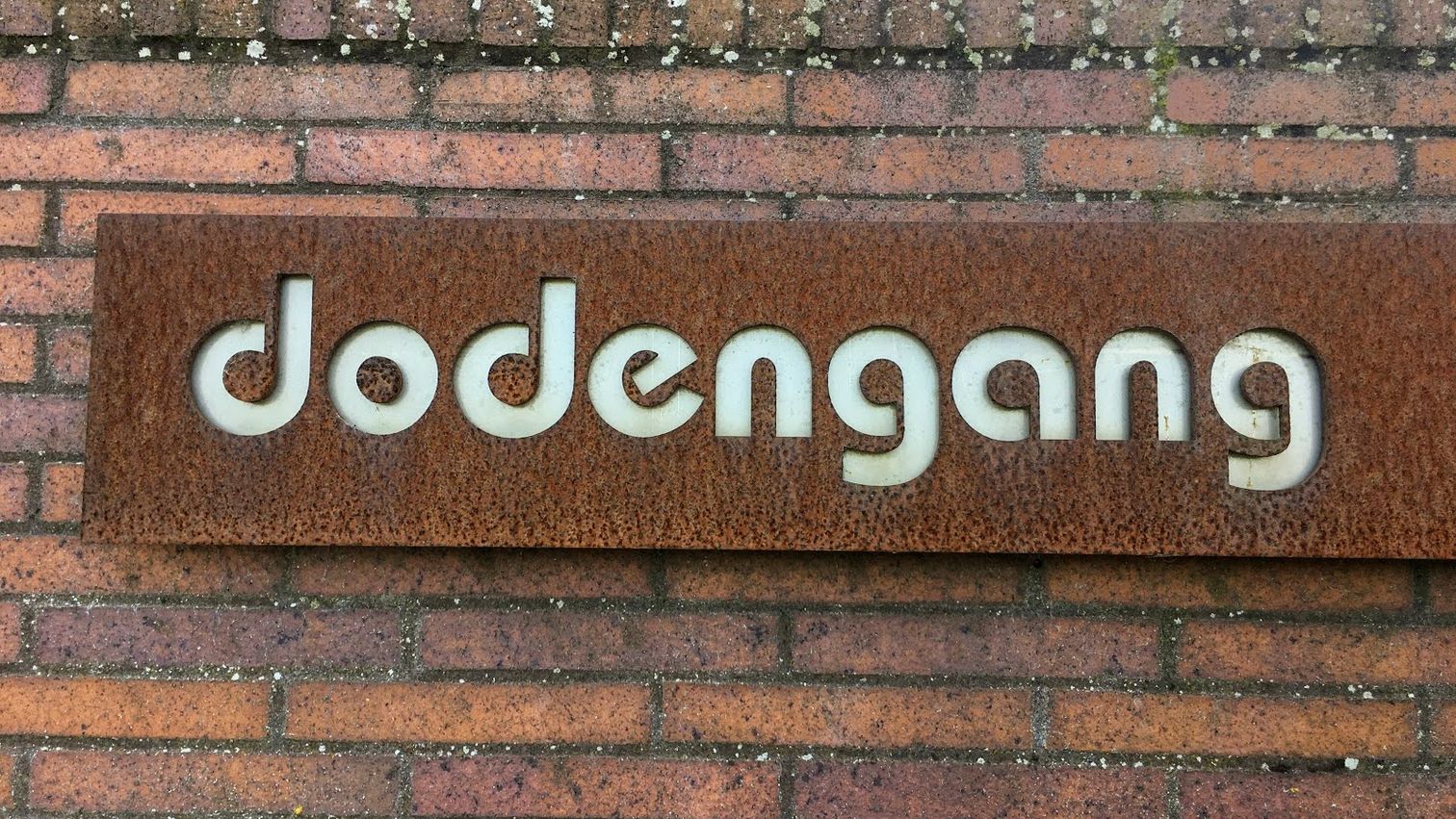 Dodengang sign